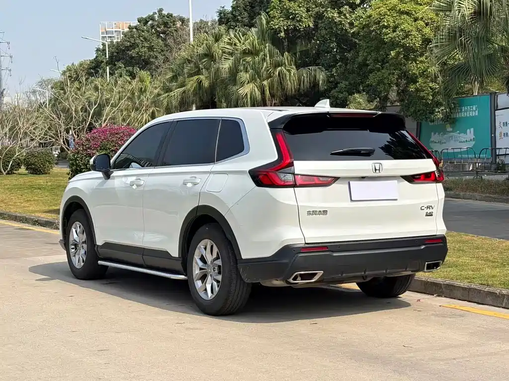 Honda CR-V 240 TURBO 2 WD Sharp Style 5-seat