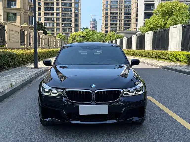 BMW 6 Series GT 640 i xDrive M Sport Package