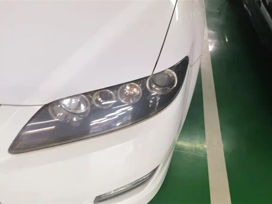 Mazda 6 2.0 L Auto Fashion