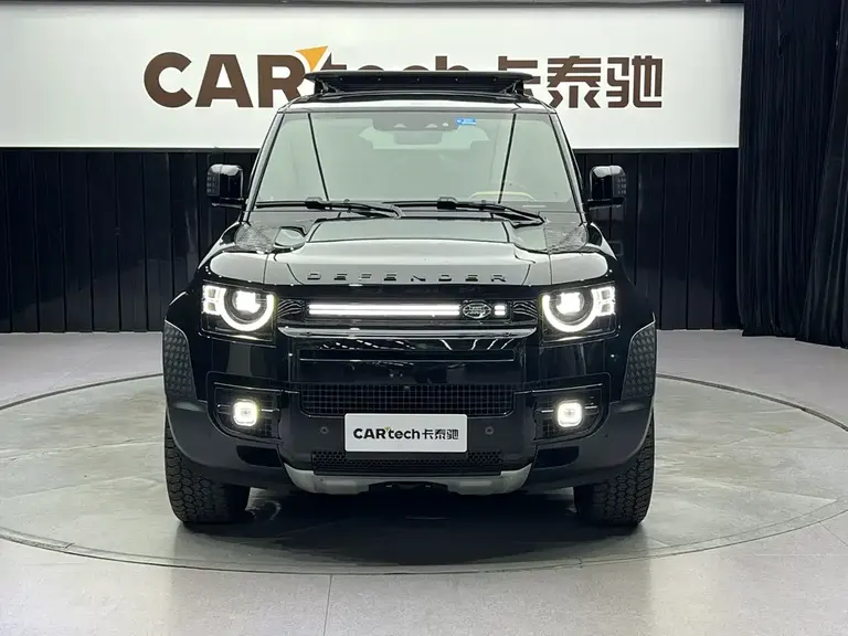 Land Rover Defender 110 3.0 T P400 Dark Special Edition