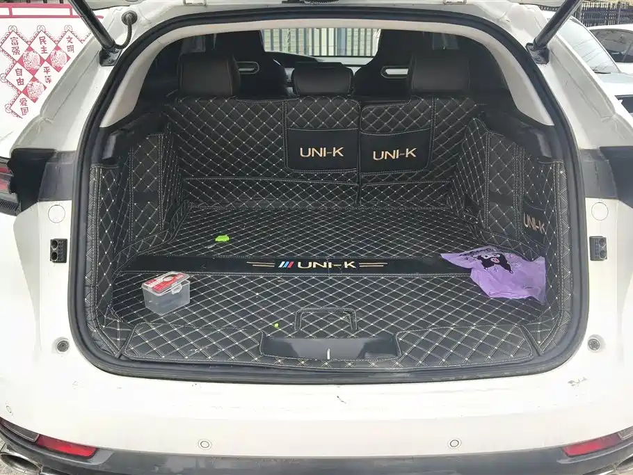 Changan UNI-K 2.0 T Distinguished