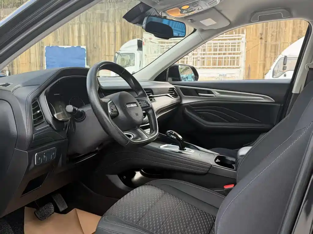 Haval F7 1.5 T 2 WD i Cool CN-VI
