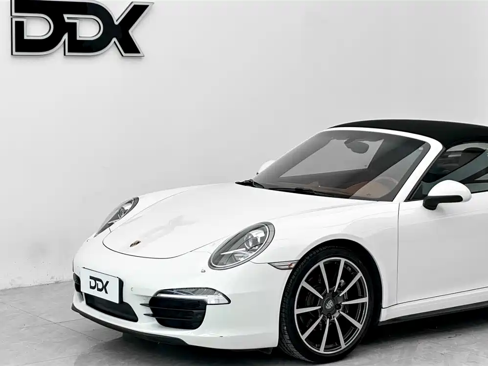 Porsche 911 Targa 4 3.4 L