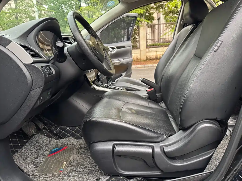 Sylphy 1.6 XV CVT Connected Premium CN-VI