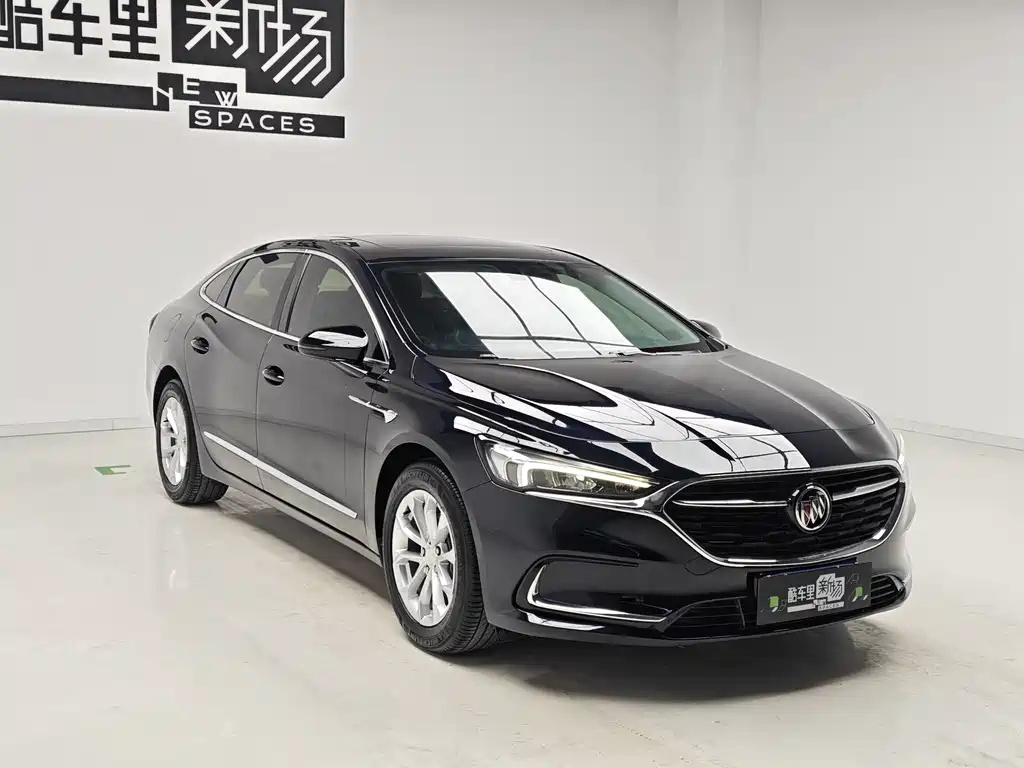 LaCrosse 552 T Luxury