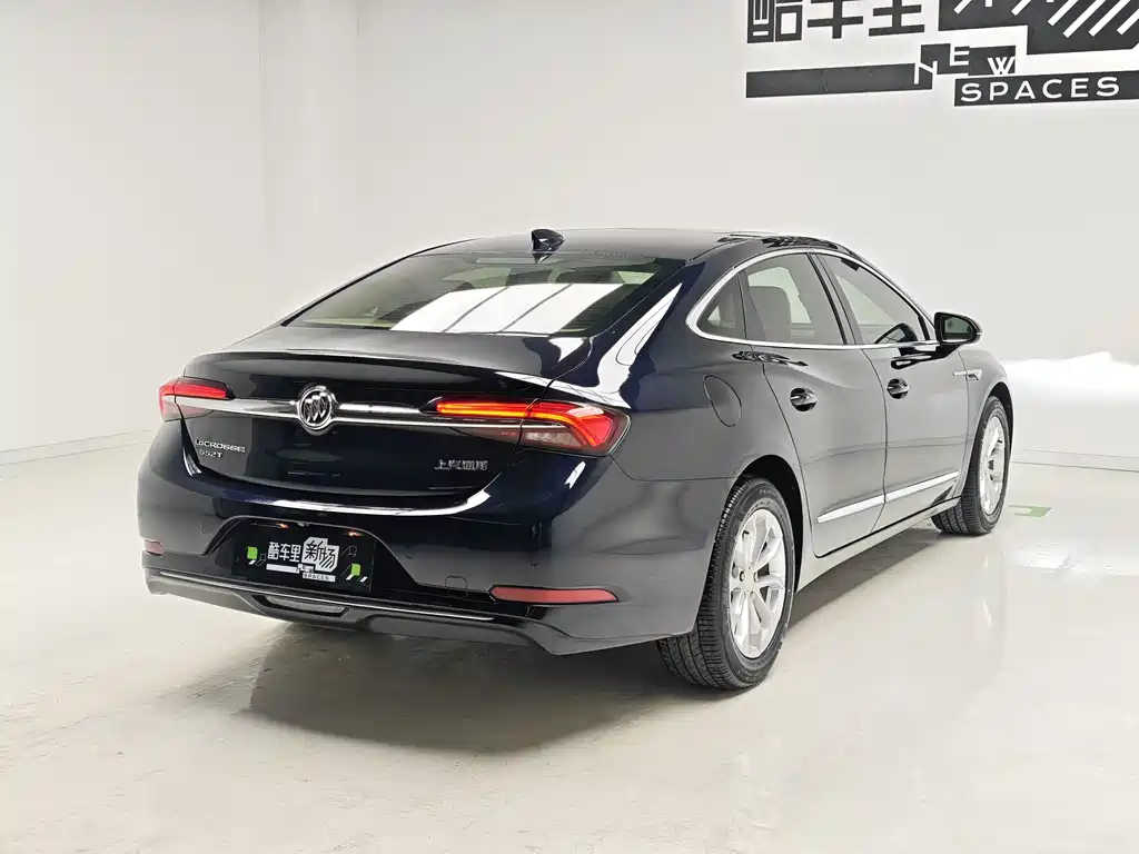 LaCrosse 552 T Luxury