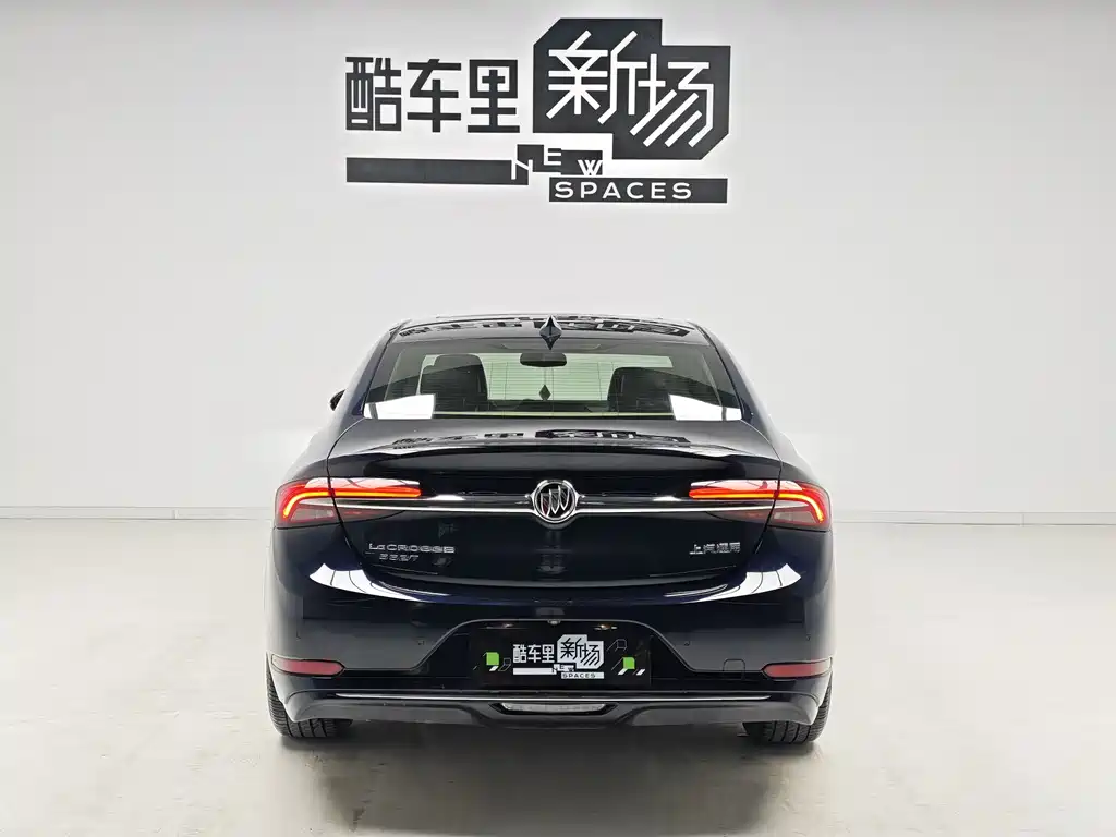 LaCrosse 552 T Luxury