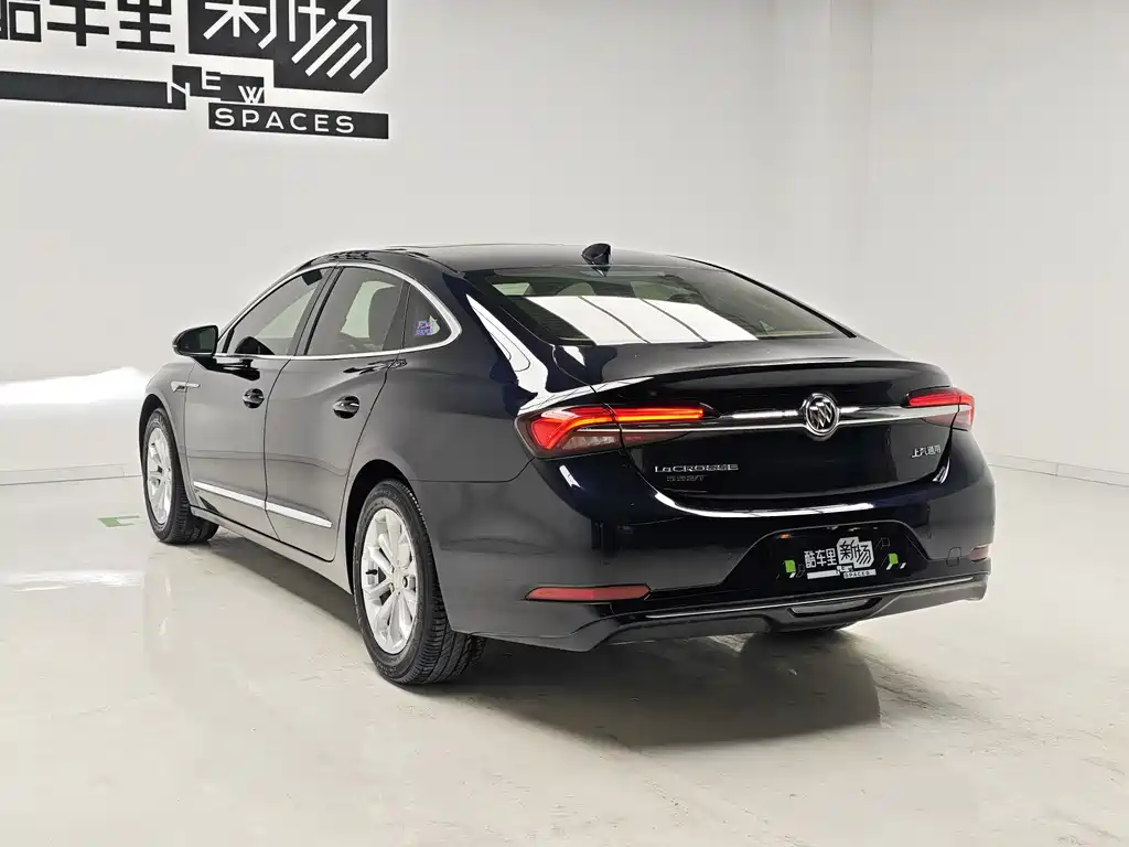 LaCrosse 552 T Luxury