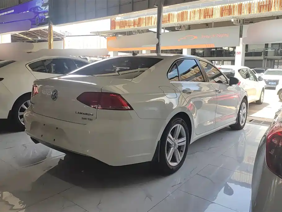 Lamando 280 TSI DSG Comfort