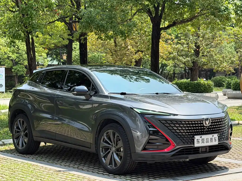 Changan UNI-T 1.5 T Distinguished