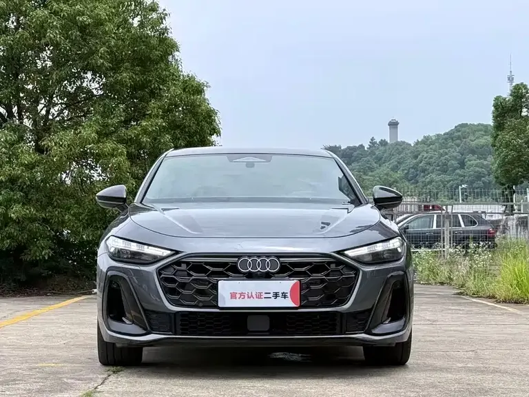 Audi A5 L 2.0 T Sport Plus
