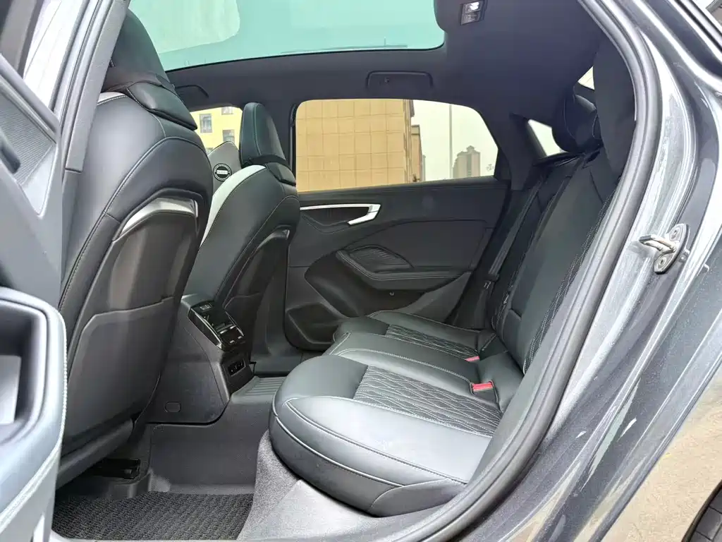 Audi A5 L 2.0 T Sport Plus