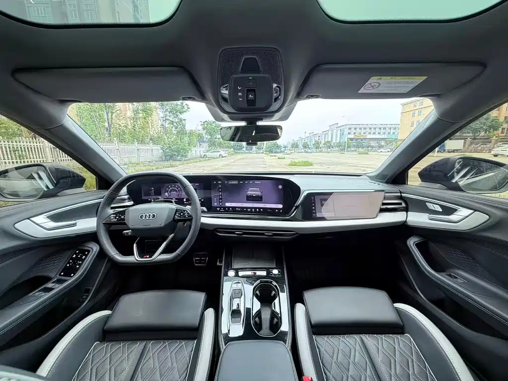 Audi A5 L 2.0 T Sport Plus