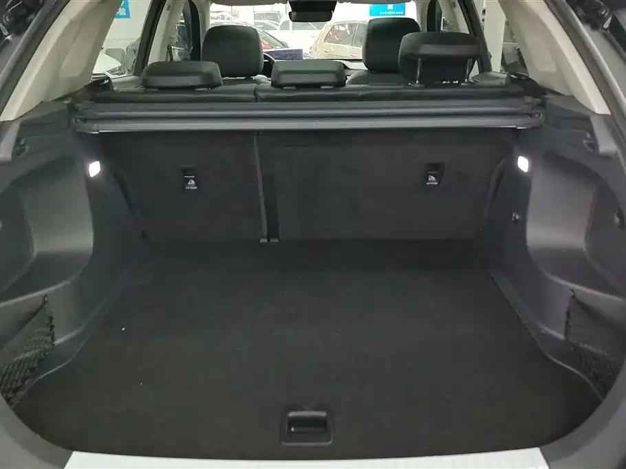 Cadillac XT4 28 T 2 WD Tech