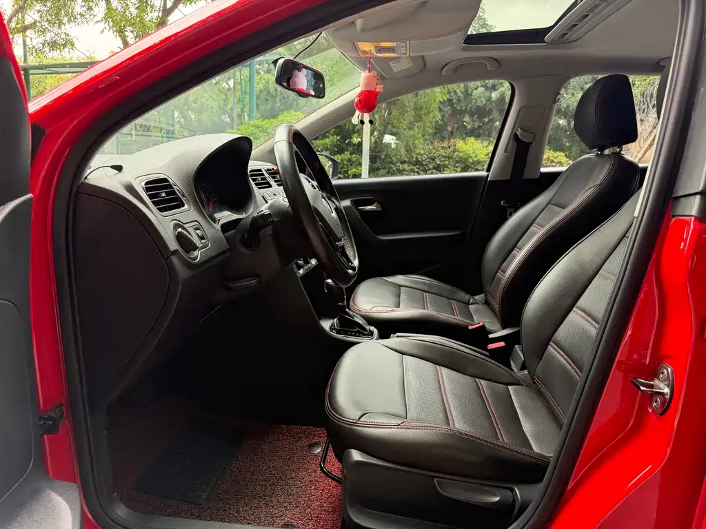 Polo 1.5 L Auto Safe Enjoyment