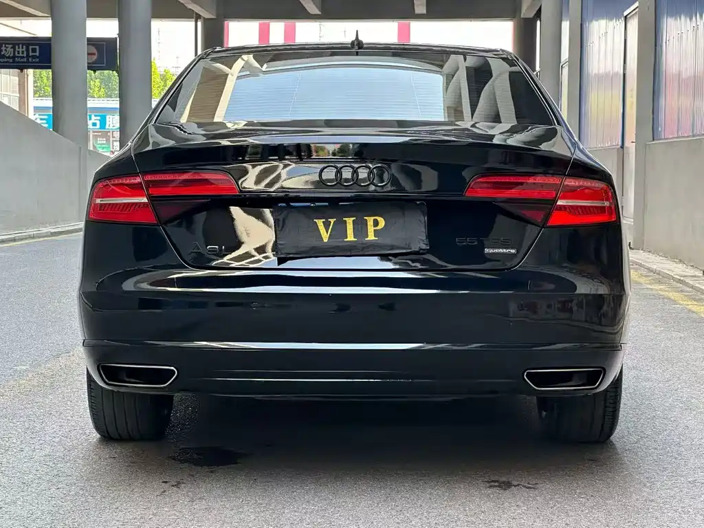 Audi A8 A8 L 3.0 TFSI quattro Comfort 213 kW