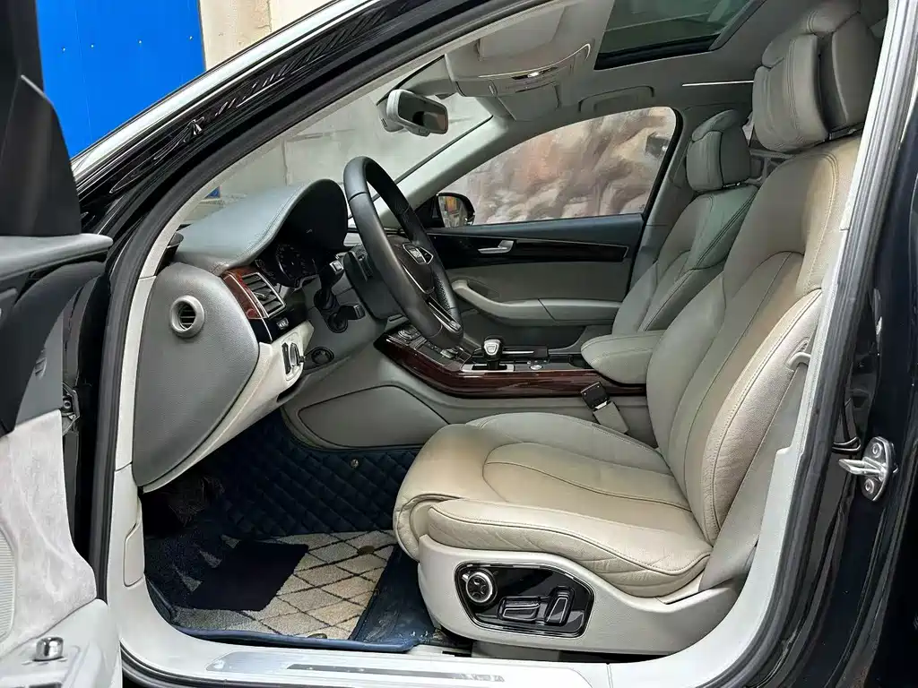 Audi A8 A8 L 3.0 TFSI quattro Comfort 213 kW