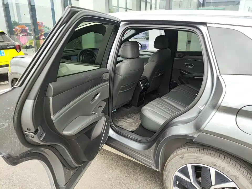 Song L DM-i Smart Drive 160 km Transcend