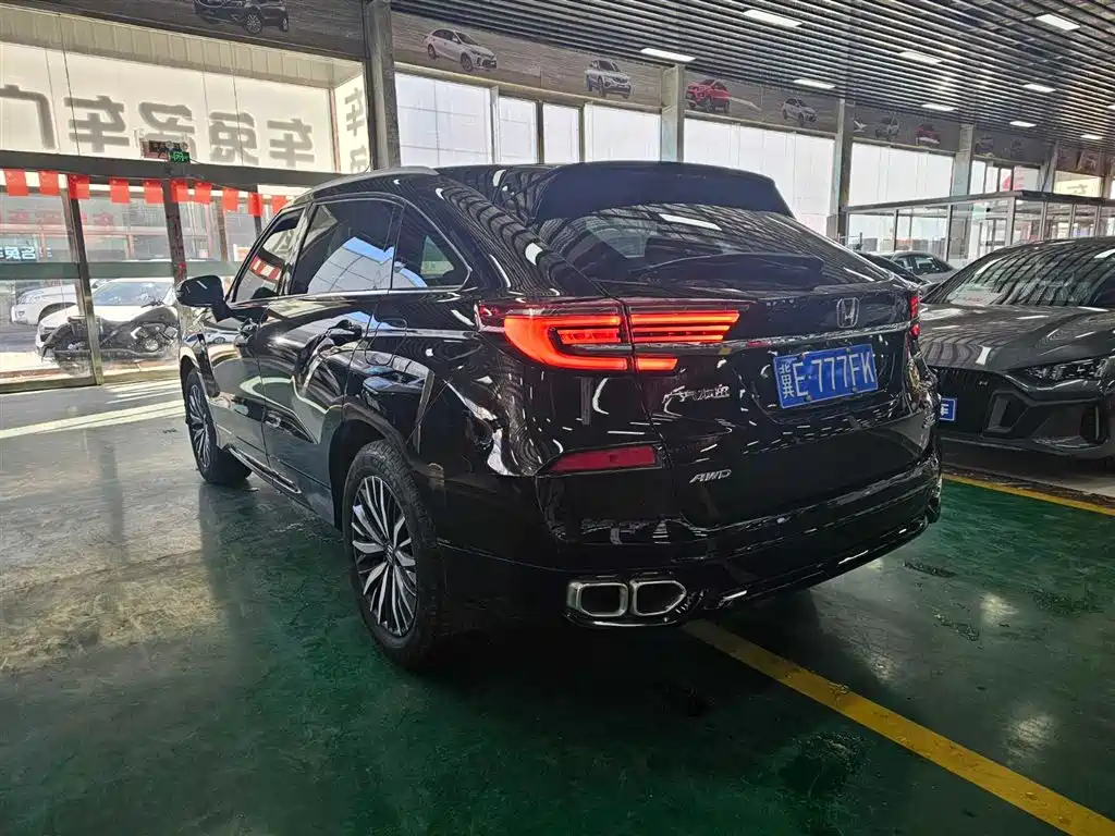 Avancier 370 TURBO 4 WD Premium