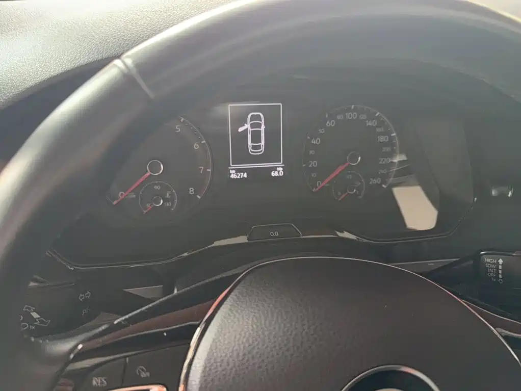 Bora 1.5 L Auto Comfort Connected