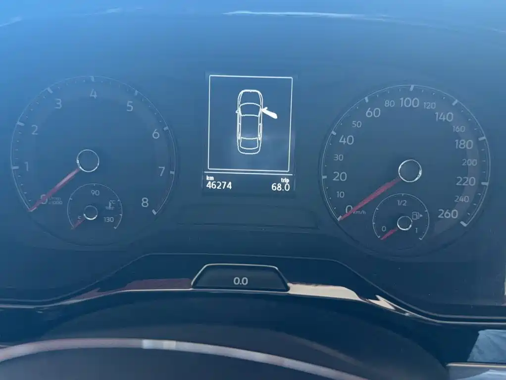Bora 1.5 L Auto Comfort Connected