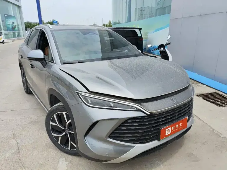 BYD Song L DM-i 160 km Outstanding