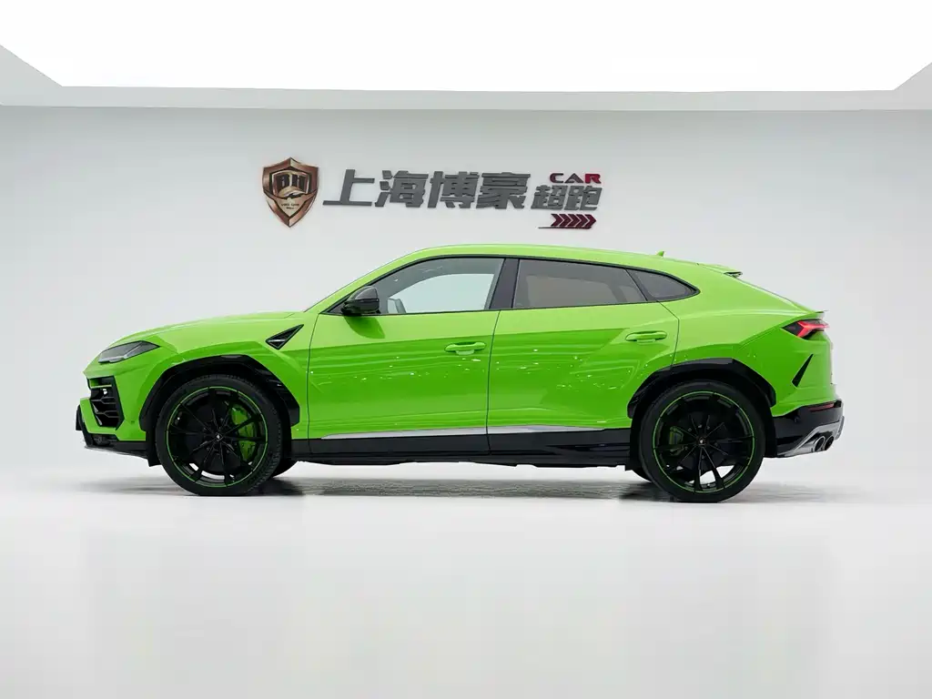 Urus 4.0 T V8