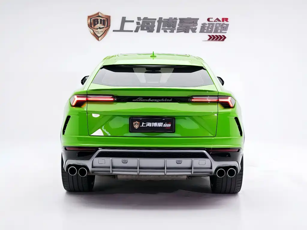 Urus 4.0 T V8
