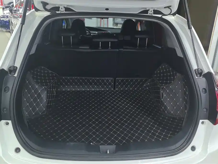 Jade 1.8 L Auto Comfort 5-seat