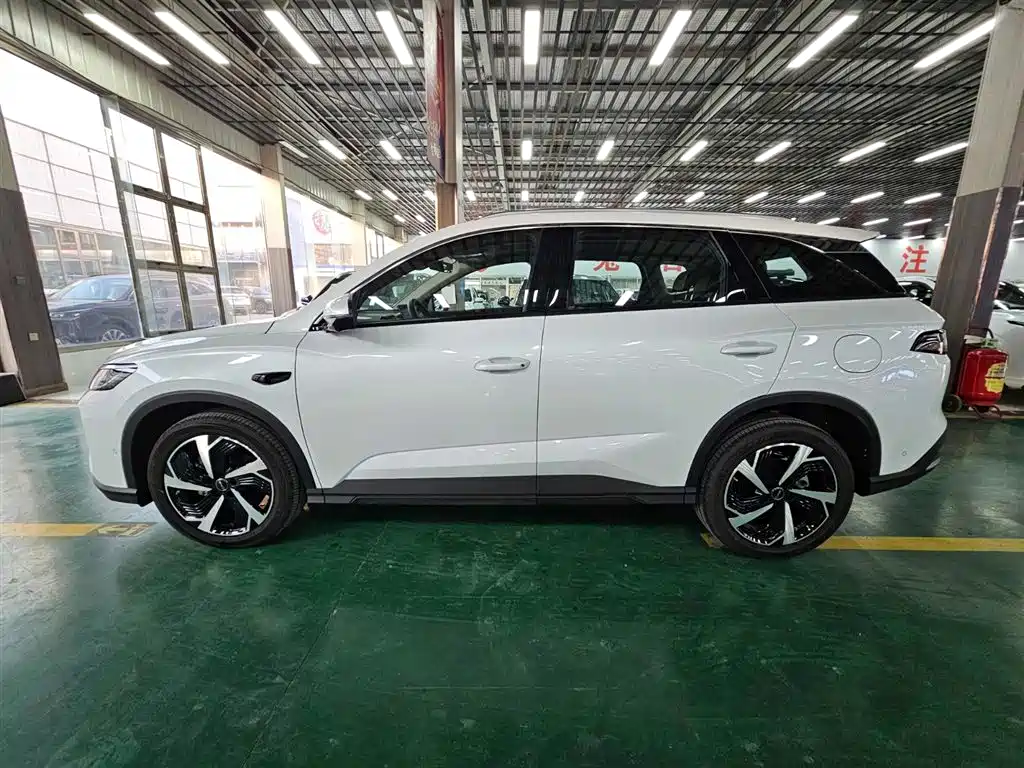 Seal 05 DM-i DM-i Smart Drive 115 KM Flagship