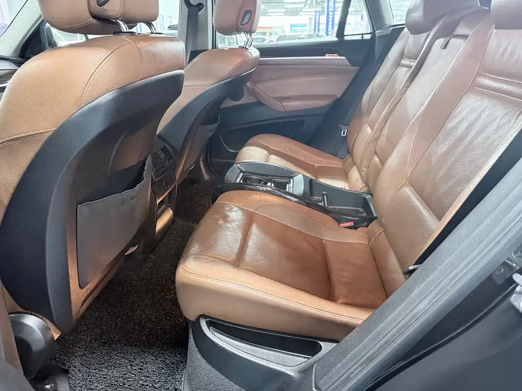 BMW X6 xDrive35 i