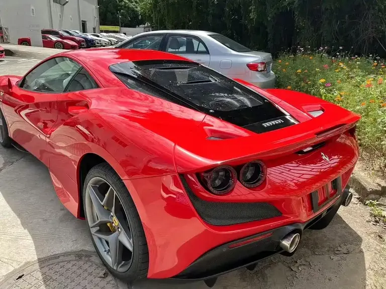 Ferrari F8 Tributo 3.9 T V8