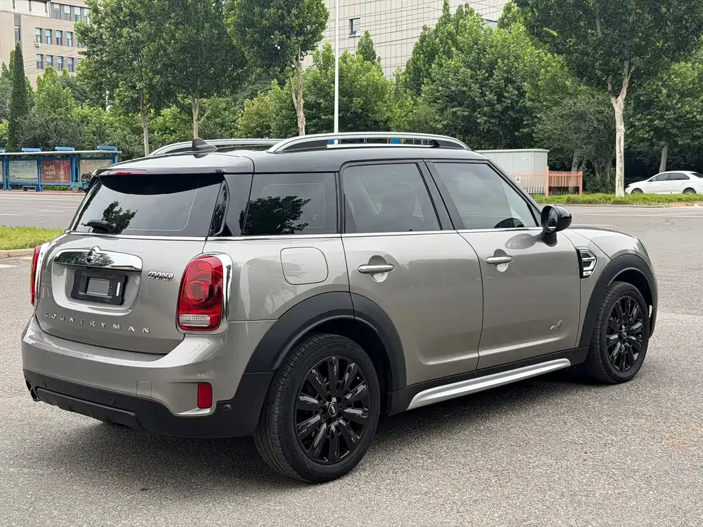 MINI COUNTRYMAN 1.5 T COOPER ALL4 Traveller