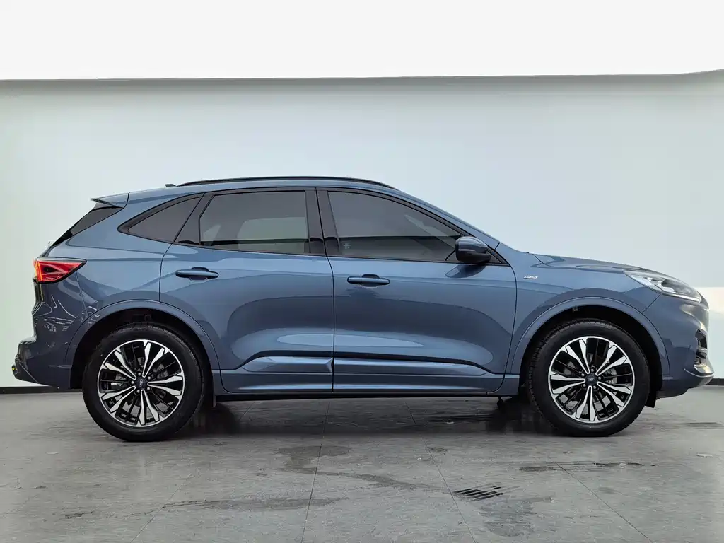 Escape EcoBoost 245 4 WD Indulge ST-LINE
