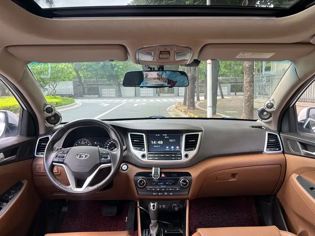 Tucson 1.6 T DCT 2 WD Intelligent
