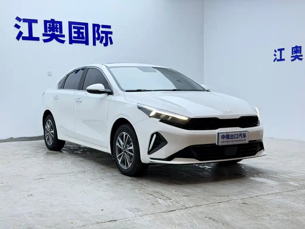 Kia K3 1.5 L CVT Luxury