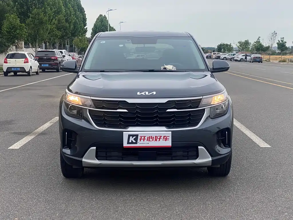 Seltos 赛图斯 2023款 1.5 L CVT舒适版