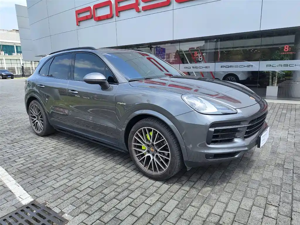 Cayenne NEV Cayenne E-Hybrid 2.0 T