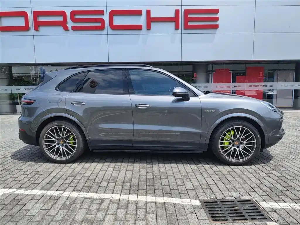 Cayenne NEV Cayenne E-Hybrid 2.0 T