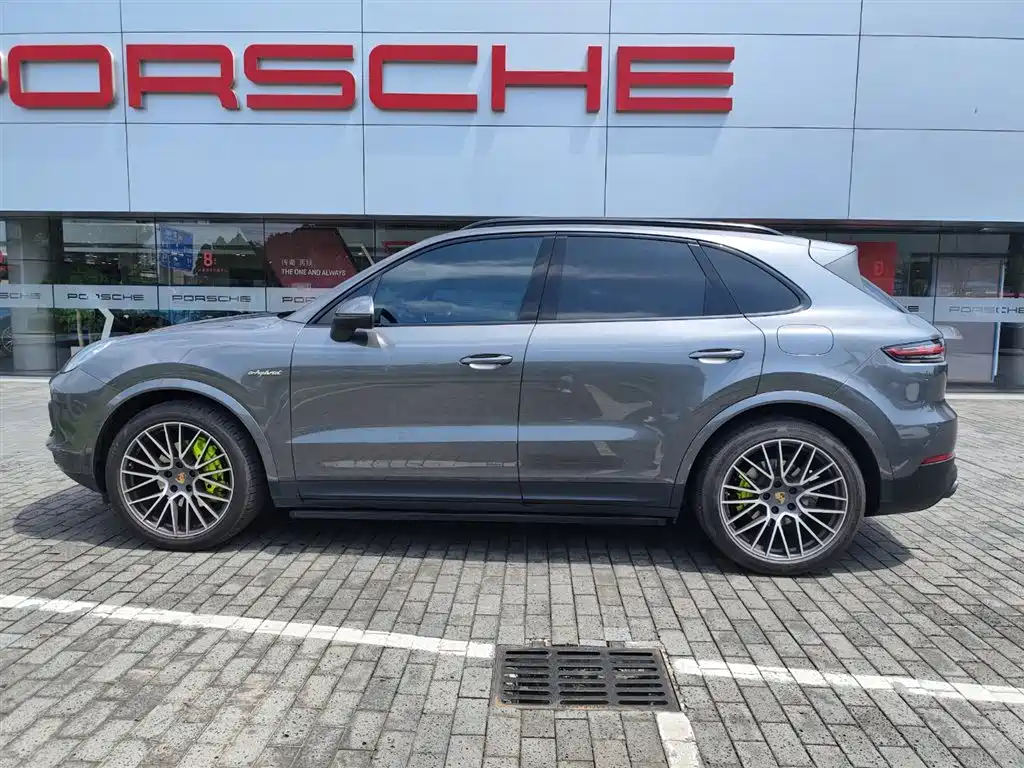 Cayenne NEV Cayenne E-Hybrid 2.0 T