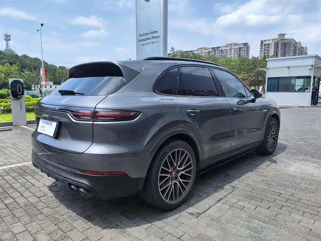Cayenne NEV Cayenne E-Hybrid 2.0 T