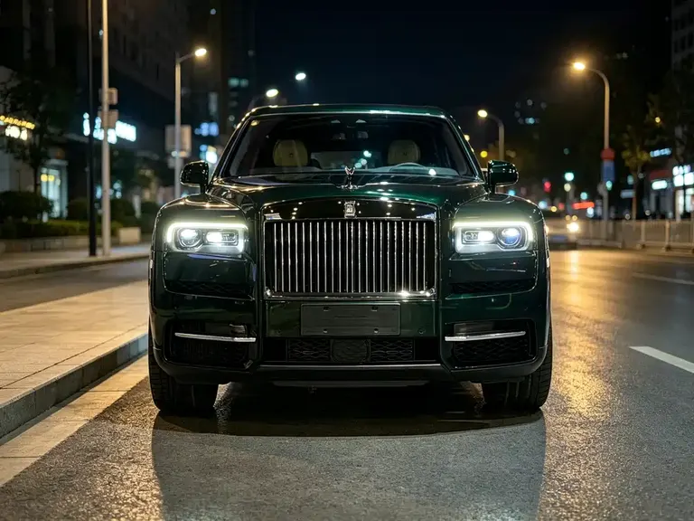 Rolls-Royce Cullinan 4-seat