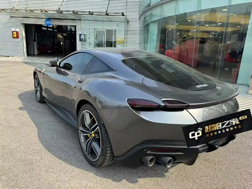 Roma 3.9 T V8