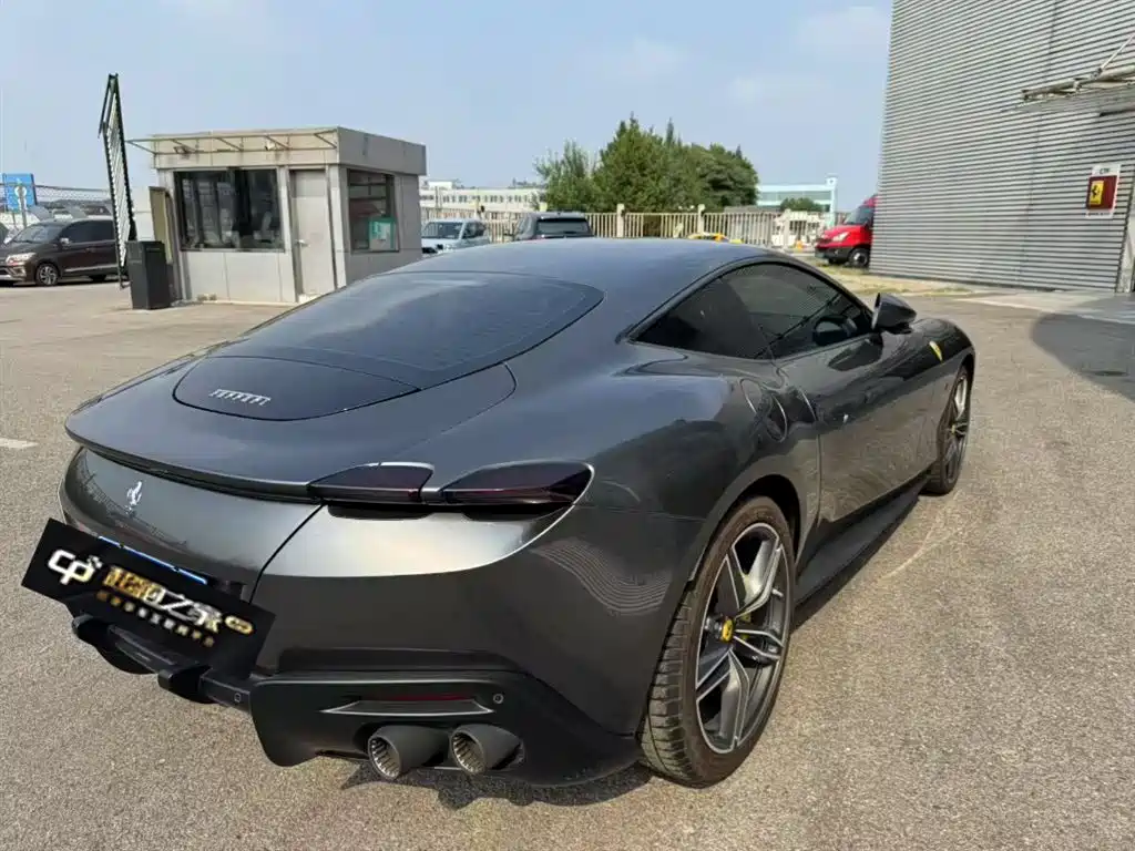 Roma 3.9 T V8