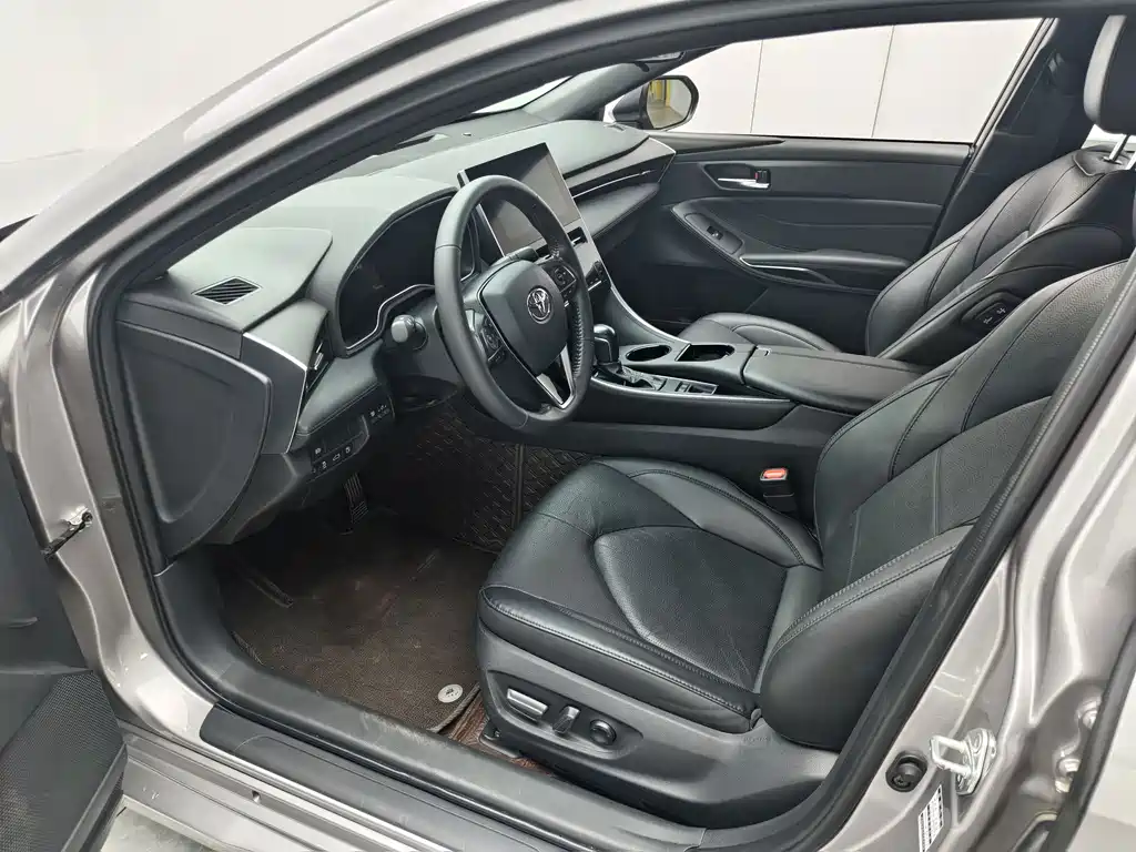 Avalon 2.0 L Luxury