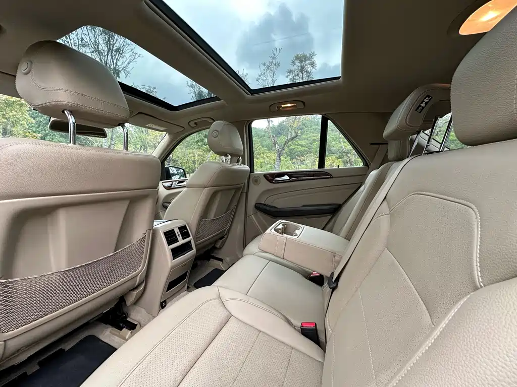 Mercedes-Benz M-Class ML 400 4 MATIC Dynamic
