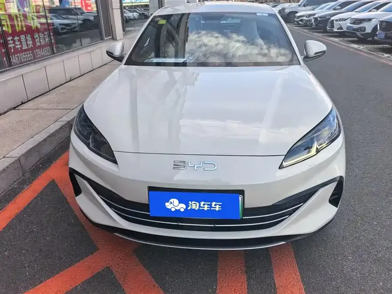 BYD Seal 06 DM-i 80 KM Luxury