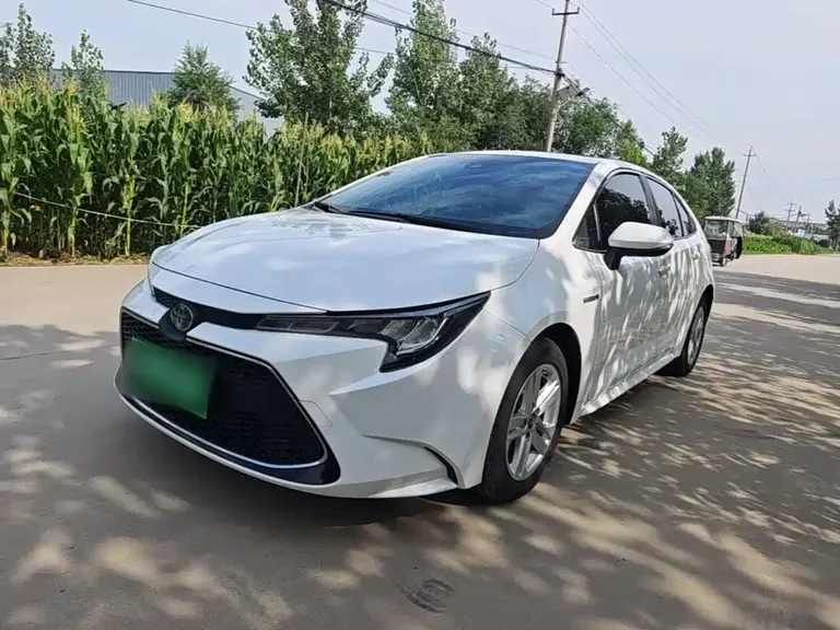 Toyota Levin Dual Engine 1.8 H E-CVT Luxury