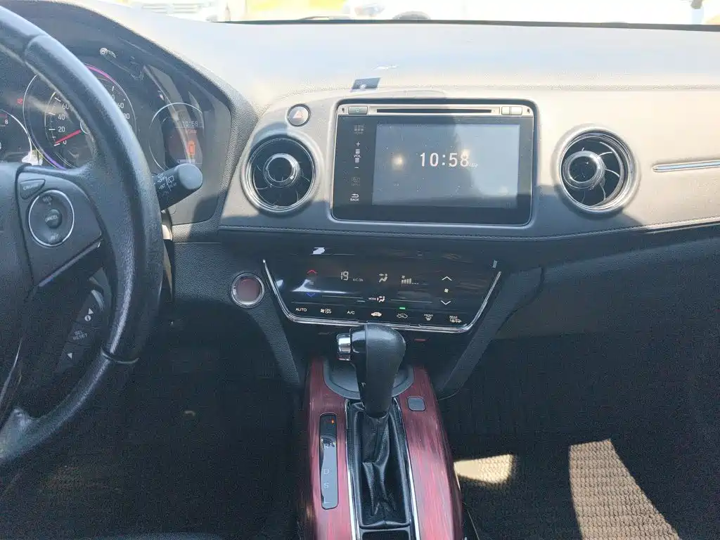 Honda XR-V 1.8 L VTi CVT Luxury