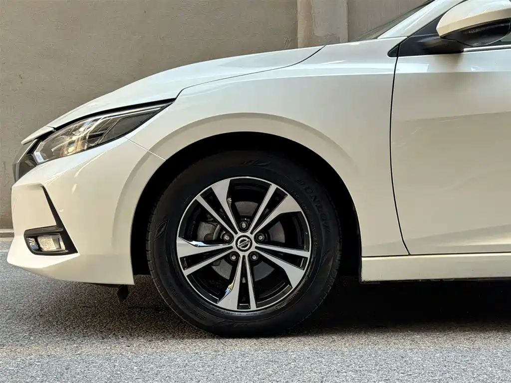 Sylphy 1.6 L XL CVT Joy